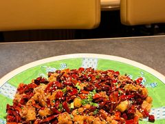 -渔语鱼新川菜Bistro(万象天地店)