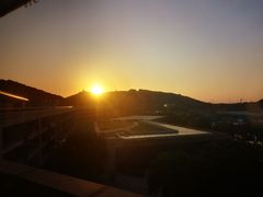 -上海佘山世茂艾美酒店
