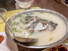 -雪湖煜辰鱼头老店(雪野湖店)