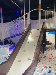 -塔塔王国·主题儿童游乐园(奥城商业广场店)