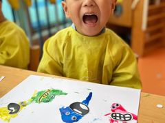 -小门牙好性格托育(北外滩中心)