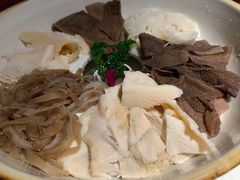 川门毛肚七绝-哥老官重庆美蛙鱼头(西湖银泰十一哥店)