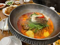 -喇喇排骨火锅·传统韩式脊骨汤(望京西园总店)
