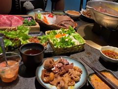 -湊湊火锅·茶憩(新中关购物中心店)