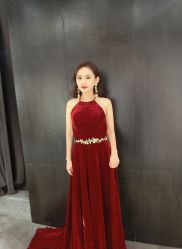 点击看大图 -艾米丽婚纱礼服