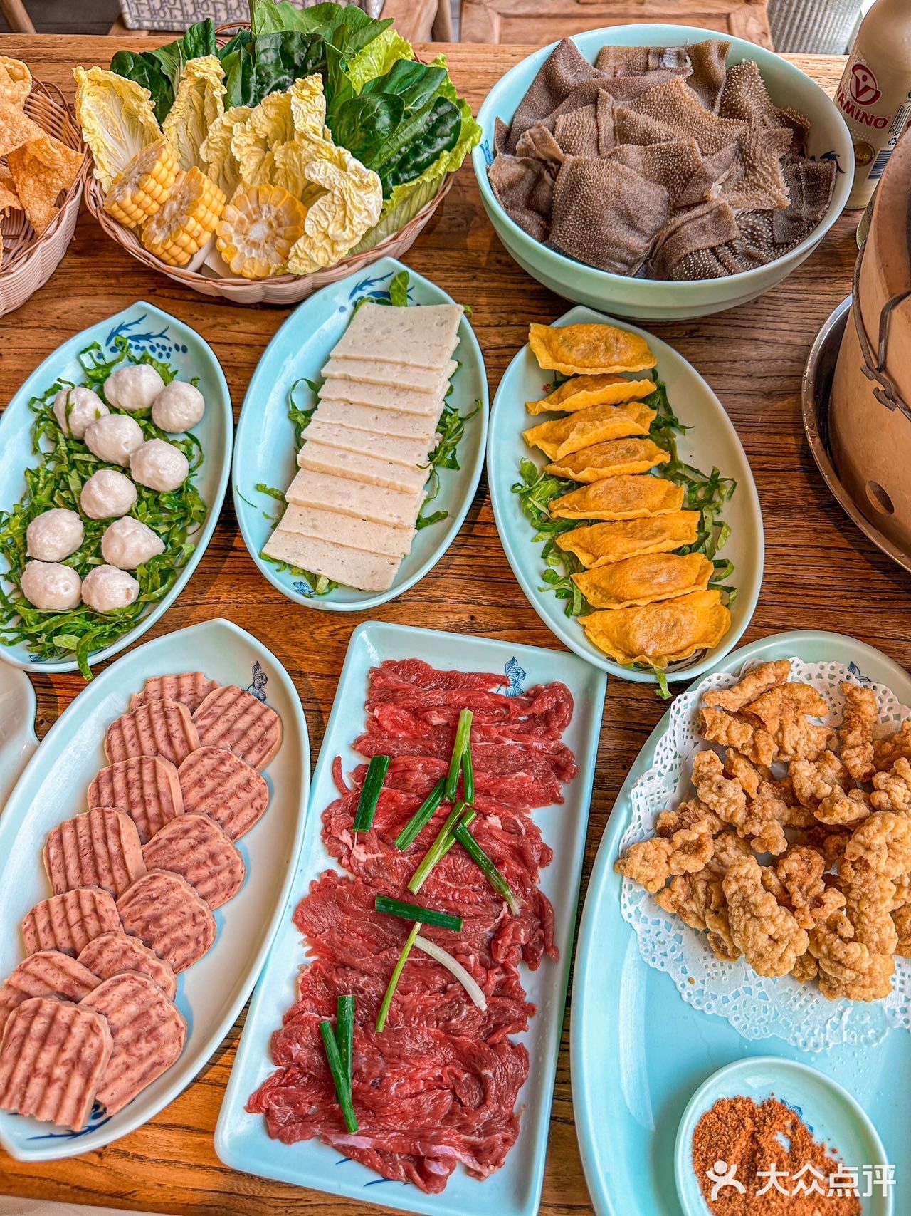 这次在歌林开了新店 就来试一试，感受一下新店的环境氛围