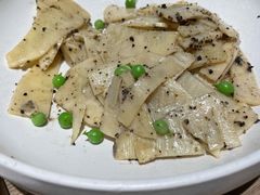 松露酱炒笋尖-小大董·烤鸭(凤凰汇店)