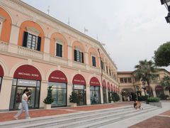 -佛罗伦萨小镇广佛名品奥特莱斯(疏港路店)