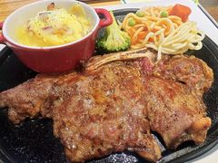 -豪客来牛排(重庆三峡广场步行街1704店)