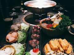 -湊湊火锅·茶憩(新中关购物中心店)