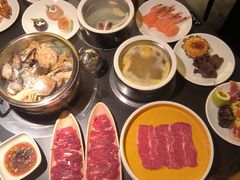 -钱小奴海鲜自助黑金店(杭州滨江龙湖店)