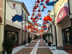 -佛罗伦萨小镇广佛名品奥特莱斯(疏港路店)