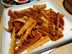 私房油焖笋-弄堂小笼包(西青中北永旺购物中心店)