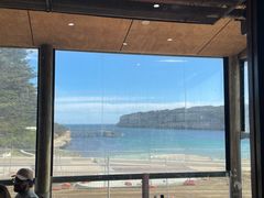 -12 Rocks Beach Bar Cafe