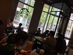 大堂-星巴克(北京三里屯SOHO一店)