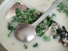 -天乐农家鱼头王(天目湖店)