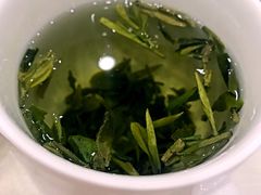 -楼外楼·停车场