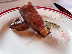 -希斯林牛排馆 Sizzzling Steakhouse