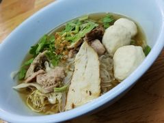 -瓦洛洛传统市场