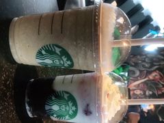 -星巴克(浦东机场T2到达店)