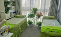 -荟草堂专业痘肌皮肤管理
