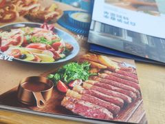 -LENBACH兰巴赫西餐啤酒坊(大连东港店)