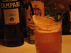-城墙外BAR