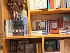 -橡皮书店(翠湖北路店)