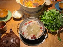 -吃饭皇帝大(长宁龙之梦店)