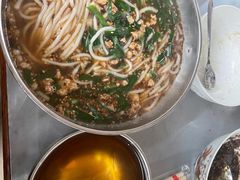 -正宗杨记普洱酸醋米线(总店)