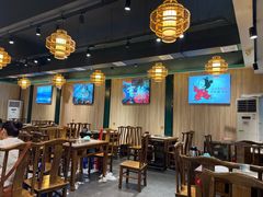 -肖肖酸萝卜鱼火锅(总店)