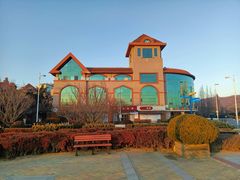 -青岛汇泉商业广场