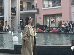 -百联奥特莱斯广场(上海青浦店)