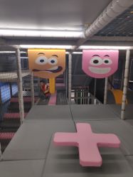 -meland club亲子乐园(重庆万象城店)