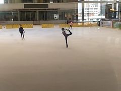 -陈露国际冰上中心(天津嘉里汇店)