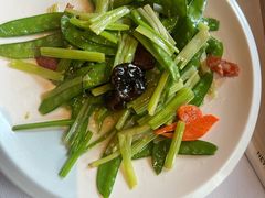 -八府香鸭·啫啫煲(华山路店)