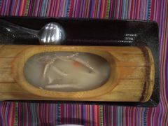 -香巴拉云南餐厅(华莱坞店)