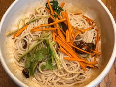 鸡丝凉米线-云海肴·汽锅鸡·云南菜(苏州中心店)