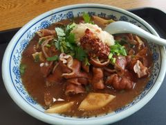 卤煮火烧-门框胡同百年卤煮(新街口店)