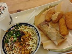 -正南齐北·老街糯米团(洪崖洞店)