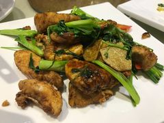 头抽煎焗鲩鱼腩-德烨酒家