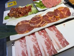 -盛辛巴·东北炭火烤肉(托乐嘉店)
