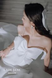 -Lady  Jane高端婚纱礼服馆