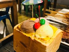 面包诱惑-后院烤吧·木炭烧烤·烤鱼·云贵川火锅(忻州古城店)