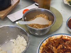 -洪平血旺椒麻鸡雅鱼饭店(熊猫大道店)