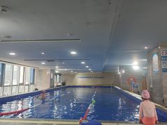 -小蓝鲸游泳培训基地(石景山店)