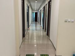 -瑞尔齿科(颐堤港诊所)