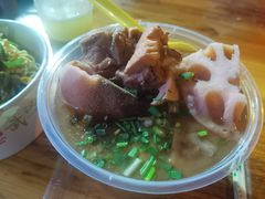 -燕子煨汤(山海关路店)