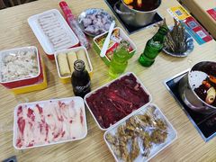 -杨老板·海鲜集市火锅·鲜切牛肉(中防万宝店)