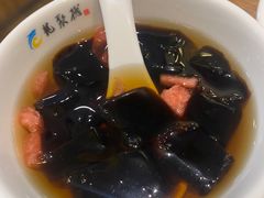 -龙聚德北京烤鸭(沙坪坝华宇A馆店)